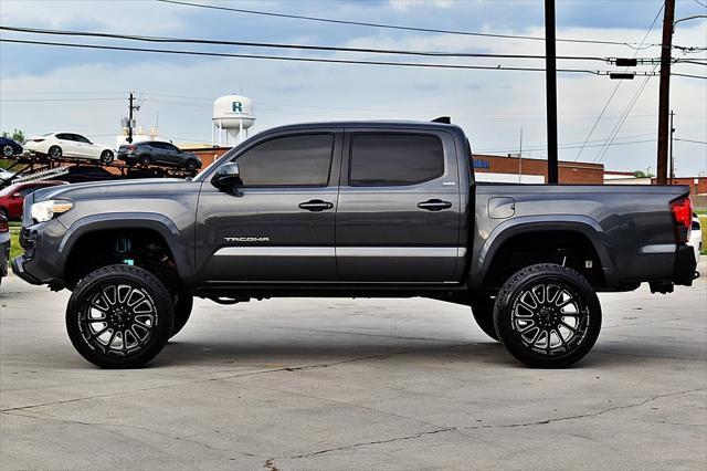Photo of 2019 Gray Toyota Tacoma