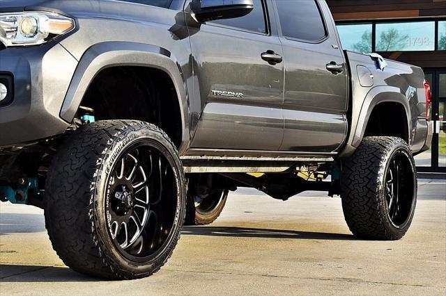 Photo of 2019 Gray Toyota Tacoma