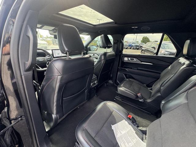 Photo of 2025 Agate Black Metallic Ford Explorer