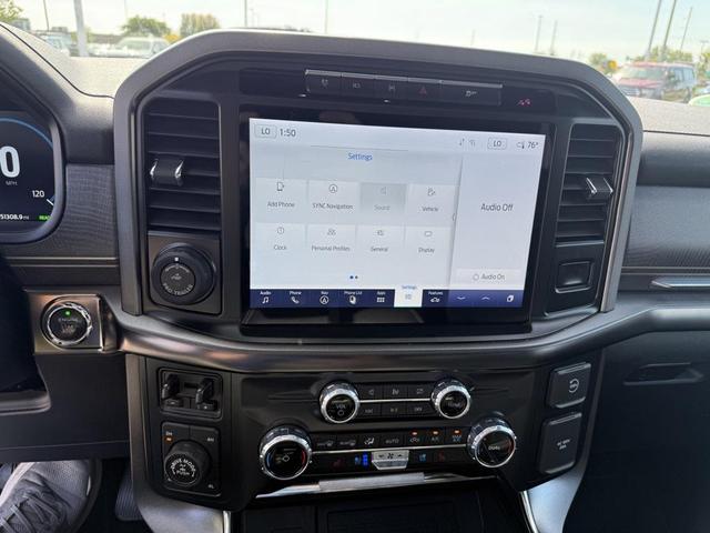 Photo of 2023 White Metallic Ford F-150