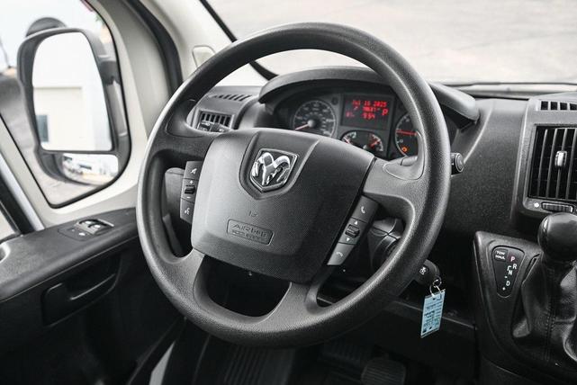 Photo of 2016 Bright White Clearcoat RAM ProMaster 1500