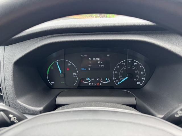 Photo of 2025 Oxford White Ford Transit-350