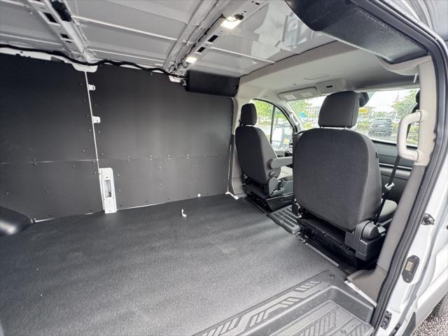 Photo of 2025 Oxford White Ford Transit-350