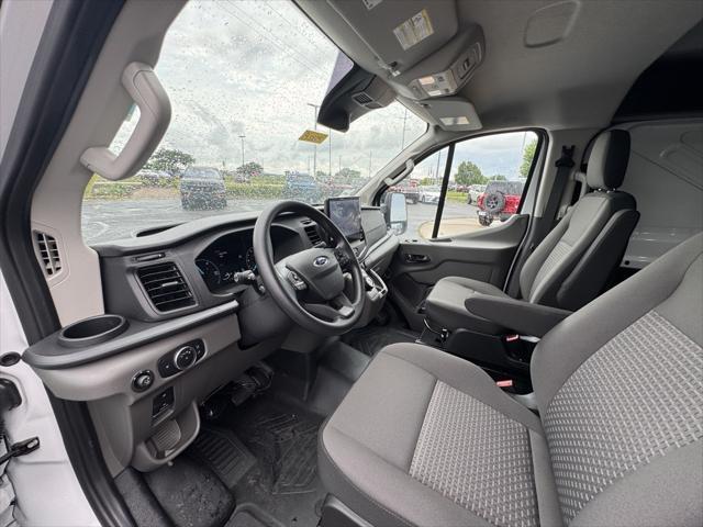 Photo of 2025 Oxford White Ford Transit-350