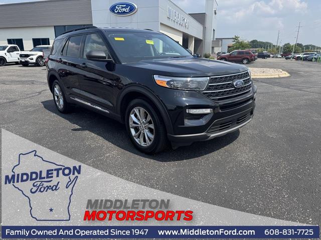Photo of 2023 Agate Black Metallic Ford Explorer