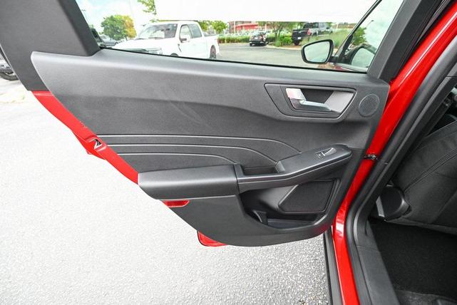 Photo of 2025 Rapid Red Metallic Tinted Clearcoat Ford Escape