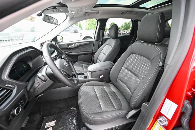Photo of 2025 Rapid Red Metallic Tinted Clearcoat Ford Escape