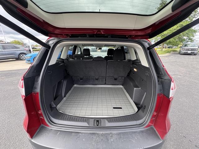 Photo of 2016 Ruby Red Metallic Ford Escape
