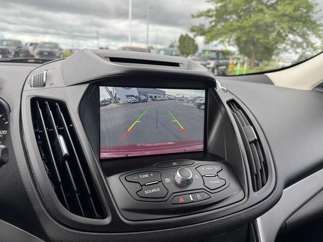Photo of 2016 Ruby Red Metallic Ford Escape
