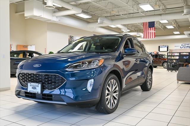 Photo of 2017 Magnetic Ford Escape