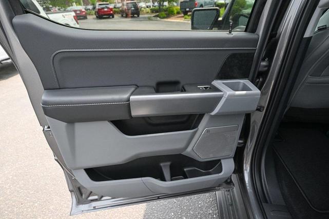 Photo of 2025 Gray Metallic Ford F-150 Lightning