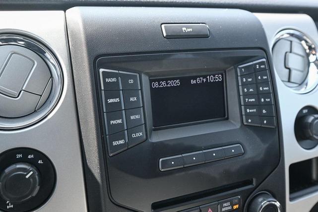 Photo of 2013 Oxford White Ford F-150