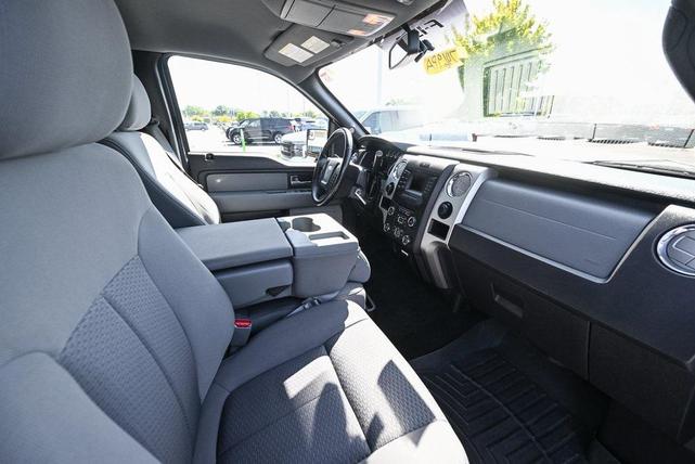 Photo of 2013 Oxford White Ford F-150