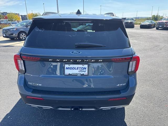 Photo of 2025 Vapor Blue Ford Explorer
