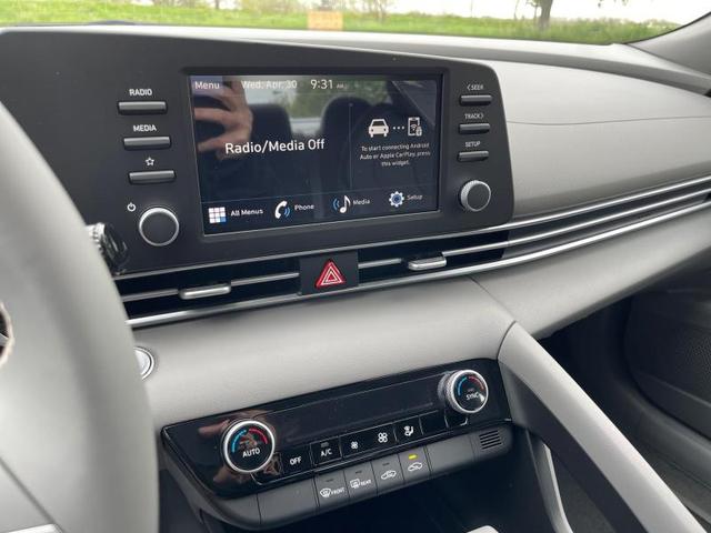Photo of 2025 Fluid Metal Hyundai ELANTRA