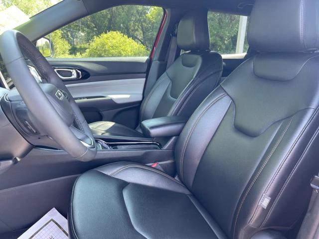 Photo of 2024 Black Clearcoat Jeep Compass