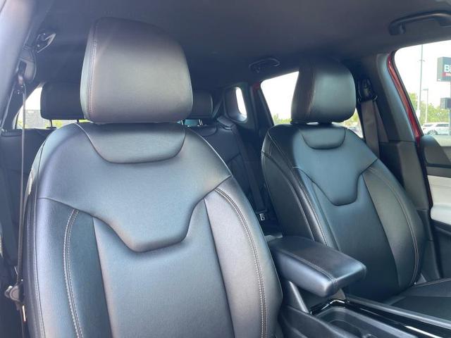 Photo of 2024 Black Clearcoat Jeep Compass