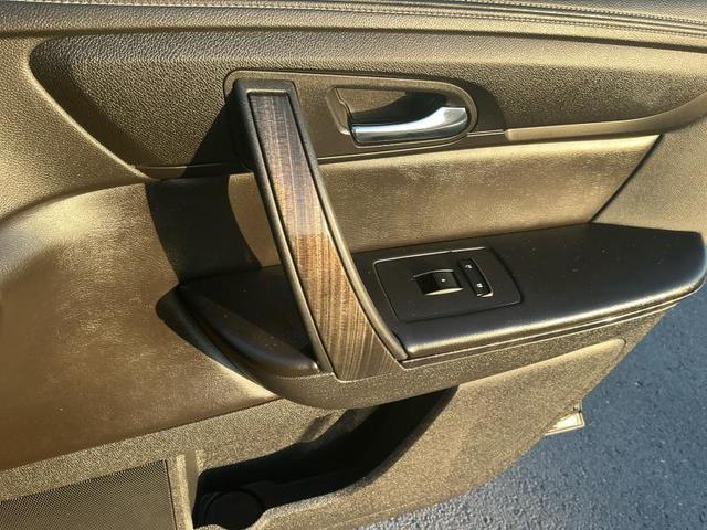 Photo of 2017 Ebony Twilight Metallic GMC Acadia Limited
