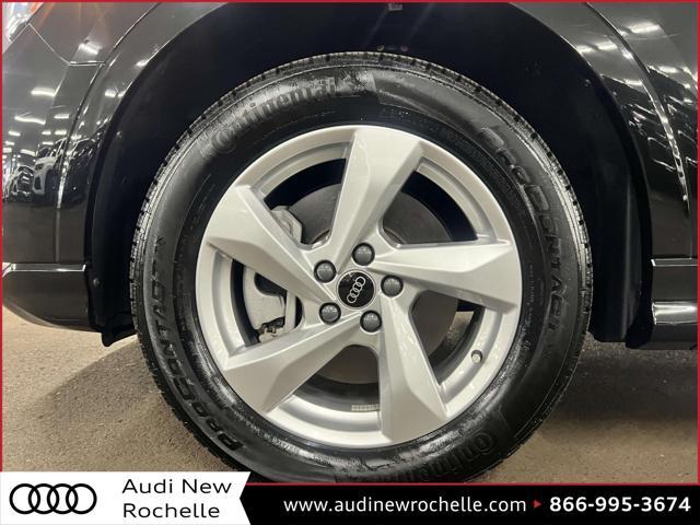 Photo of 2022 Black Audi Q3