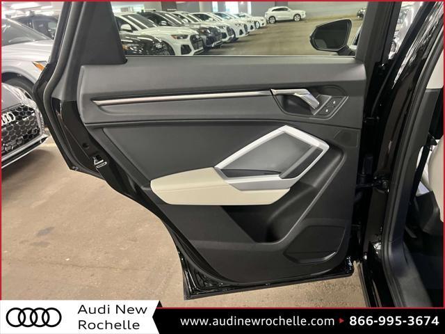 Photo of 2022 Black Audi Q3