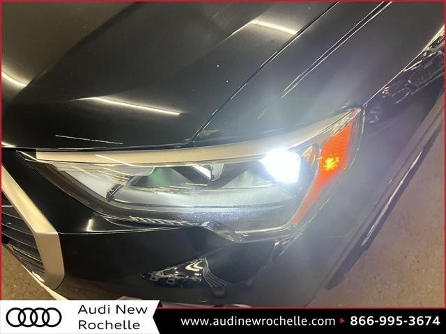 Photo of 2022 Black Audi Q3