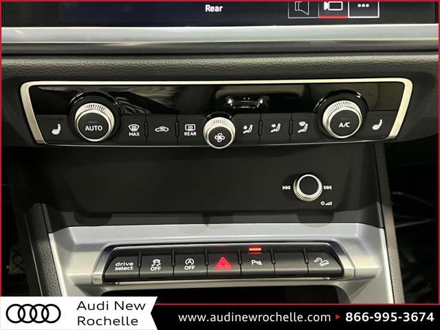 Photo of 2022 Black Audi Q3