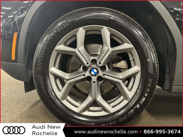Photo of 2023 Jet Black BMW X3