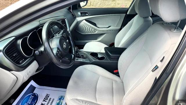 Photo of 2015 Gray Kia Optima