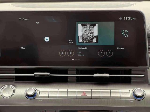 Photo of 2025 Abyss Black Pearl Hyundai KONA