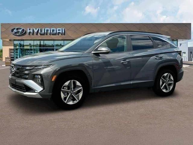Photo of 2025 Hampton Gray Hyundai TUCSON