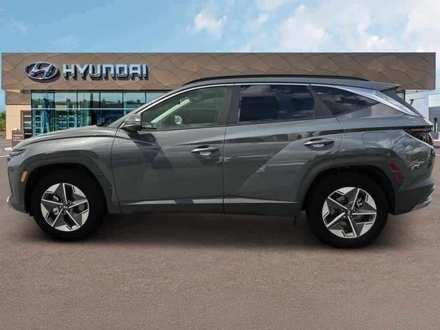 Photo of 2025 Gray Hyundai TUCSON