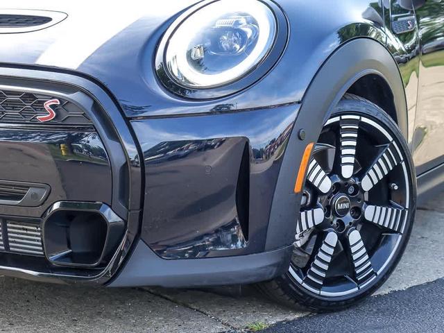Photo of 2023 MINI Yours Enigmatic Black Metallic MINI Hardtop
