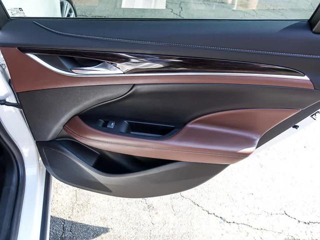 Photo of 2019 White Frost Tri-Coat Buick LaCrosse