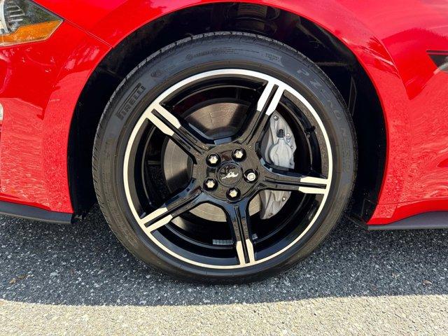 Photo of 2021 Race Red Ford Mustang