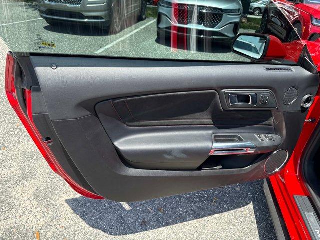 Photo of 2021 Race Red Ford Mustang