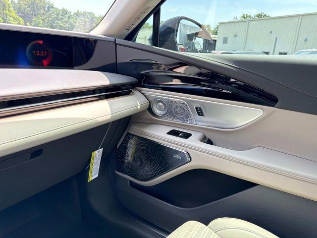 Photo of 2025 Whisper Blue Metallic Clearcoat Lincoln Nautilus