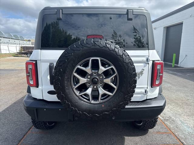 Photo of 2024 Oxford White Ford Bronco