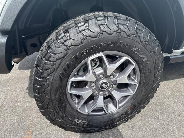 Photo of 2024 Oxford White Ford Bronco