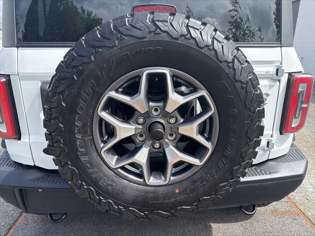 Photo of 2024 Oxford White Ford Bronco