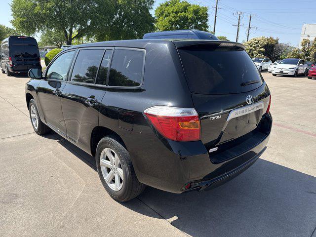 Photo of 2008 Black Toyota Highlander