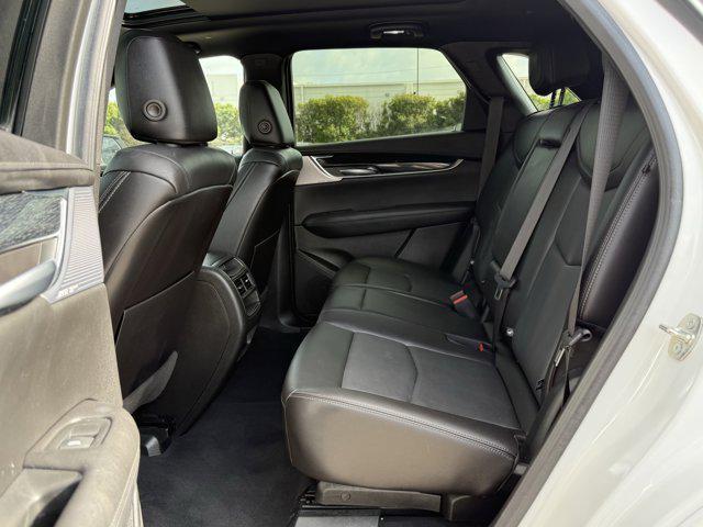 Photo of 2023 White Cadillac XT5