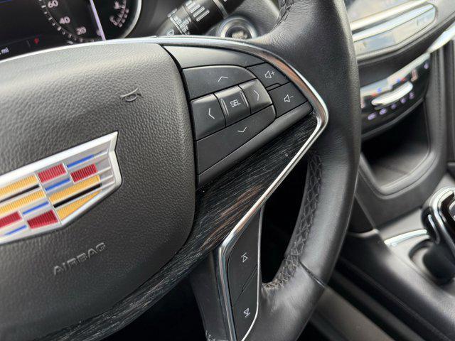 Photo of 2023 White Cadillac XT5