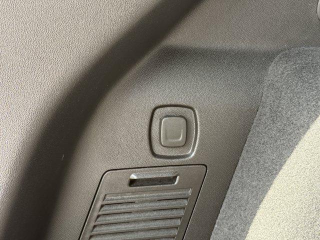 Photo of 2023 White Cadillac XT5