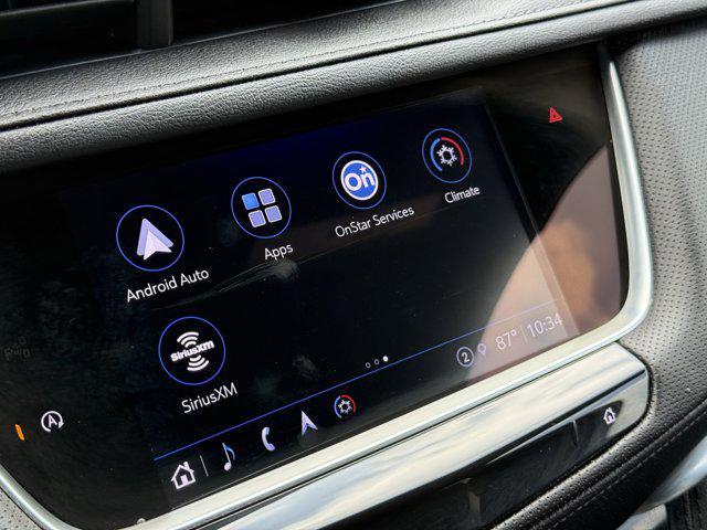 Photo of 2023 White Cadillac XT5