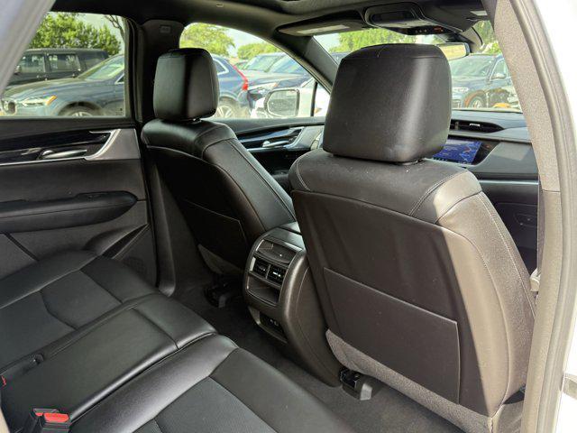 Photo of 2023 White Cadillac XT5
