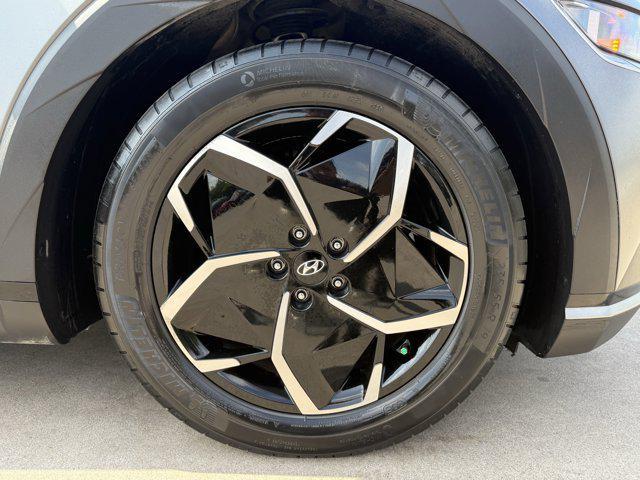Photo of 2022 Shooting Star (Matte Gray) Hyundai IONIQ 5