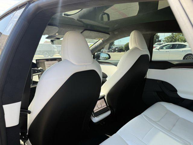 Photo of 2022 Solid Black Tesla Model S