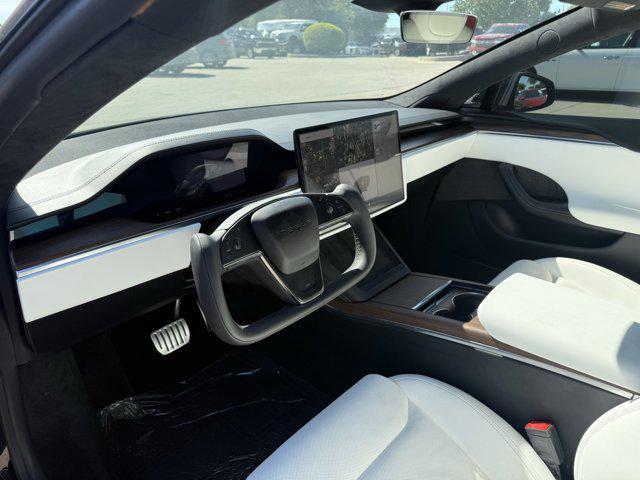 Photo of 2022 Solid Black Tesla Model S