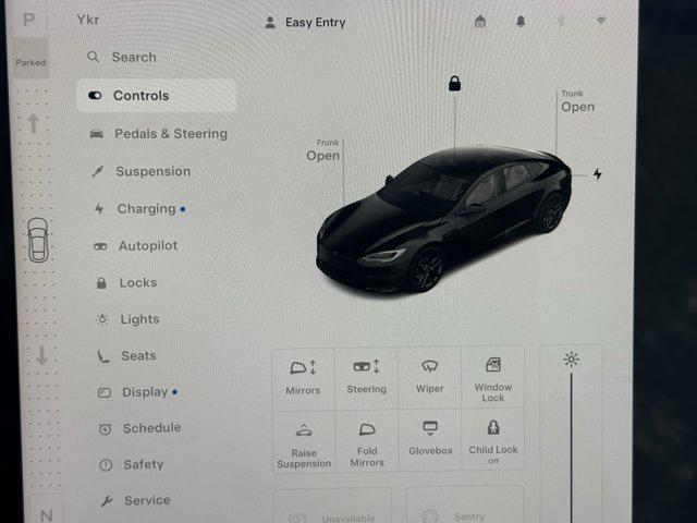 Photo of 2022 Solid Black Tesla Model S