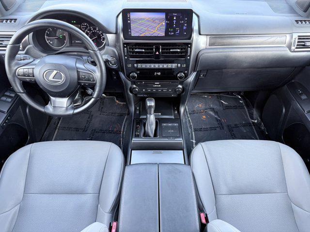 Photo of 2023 Eminent White Pearl Lexus GX 460